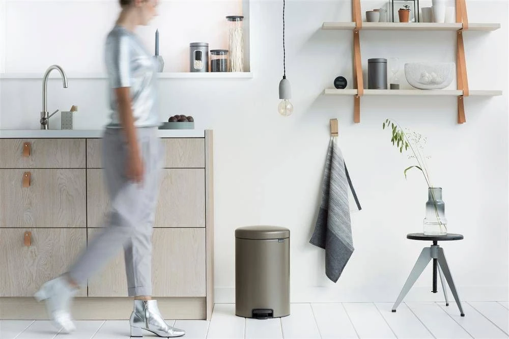Brabantia Šiukšlių dėžė, NewIcon, 20L - Platinum