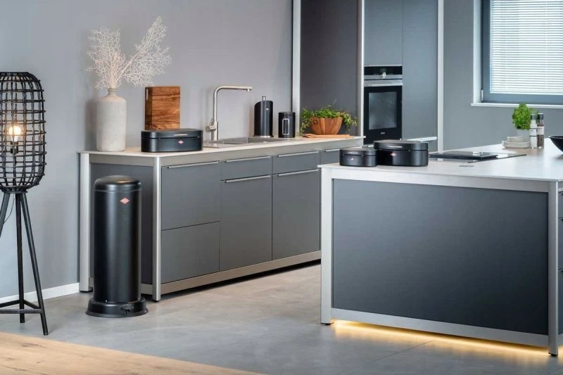 Šiukšliadėžė Wesco Šiukšliadėžė 30l Big BaseBoy juoda Wesco