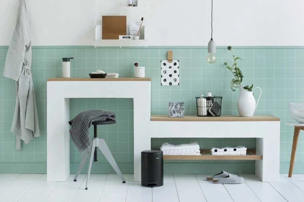 Šiukšliadėžė Brabantia 3 L, 11 33 21 juoda matinė