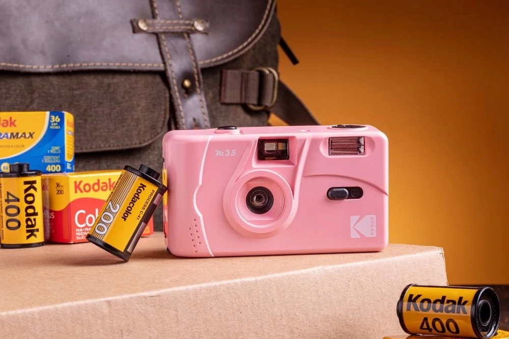 Kodak M35 reusable camera Geltonas