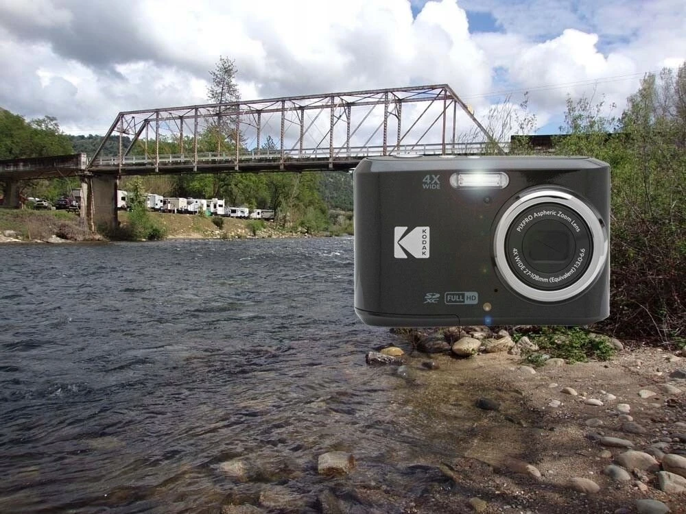 Fotoaparatas Kodak Pixpro FZ45 -digikamera, musta