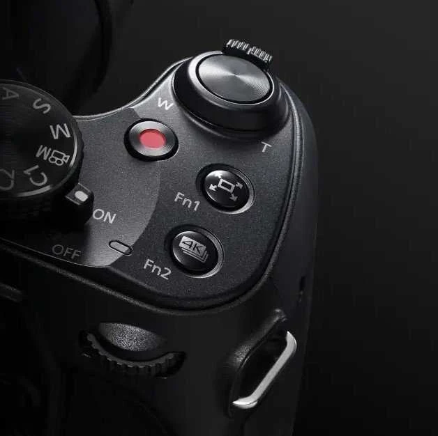 Panasonic Lumix FZ82D