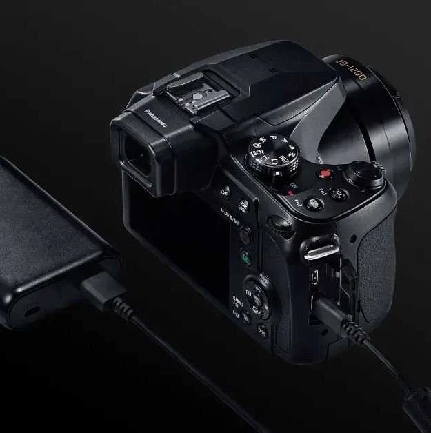 Panasonic Lumix FZ82D