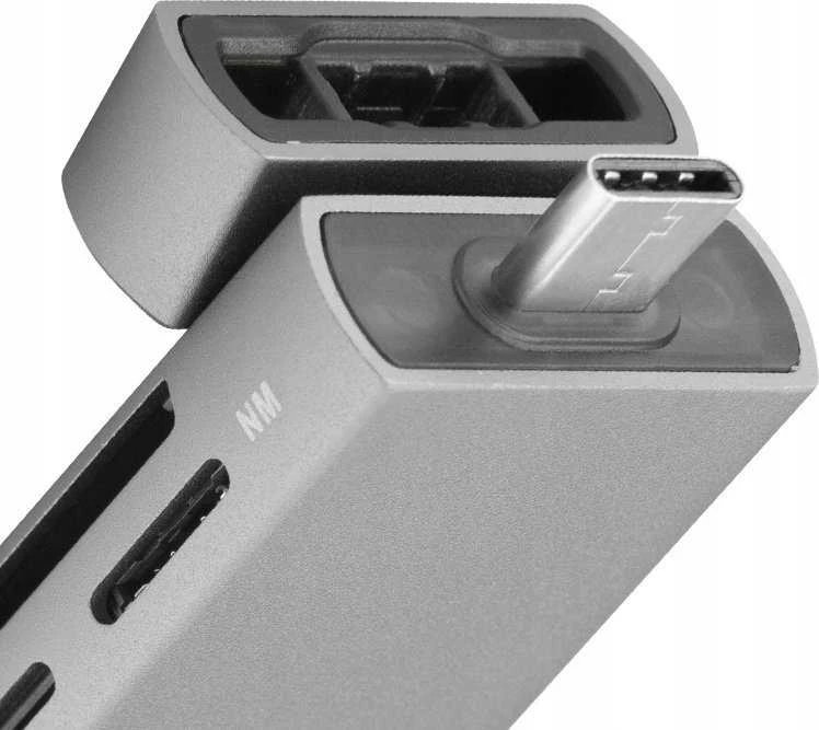 JJC skaitytuvas su atidengtu USB-C kištuku