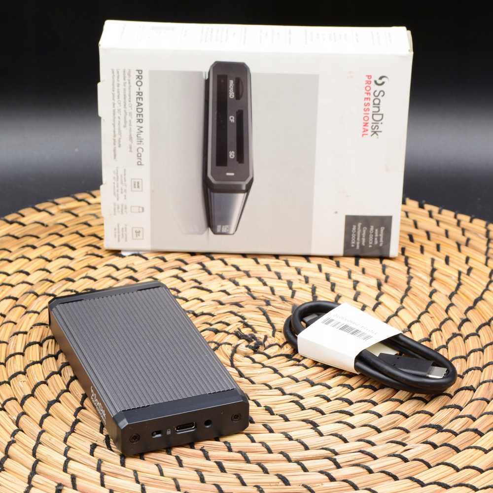 Atminties kortelė Western Digital SANDISK Professional PRO-READER kelių lizdų USB 3.2 Gen 2 didelio našumo kortelių skaitytuvas