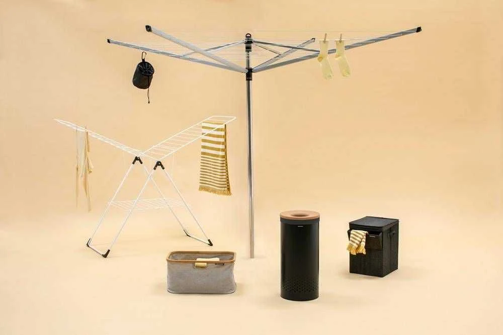 Brabantia Skalbinių dėžė 35l. juoda matinė/ kamštinis dangtis