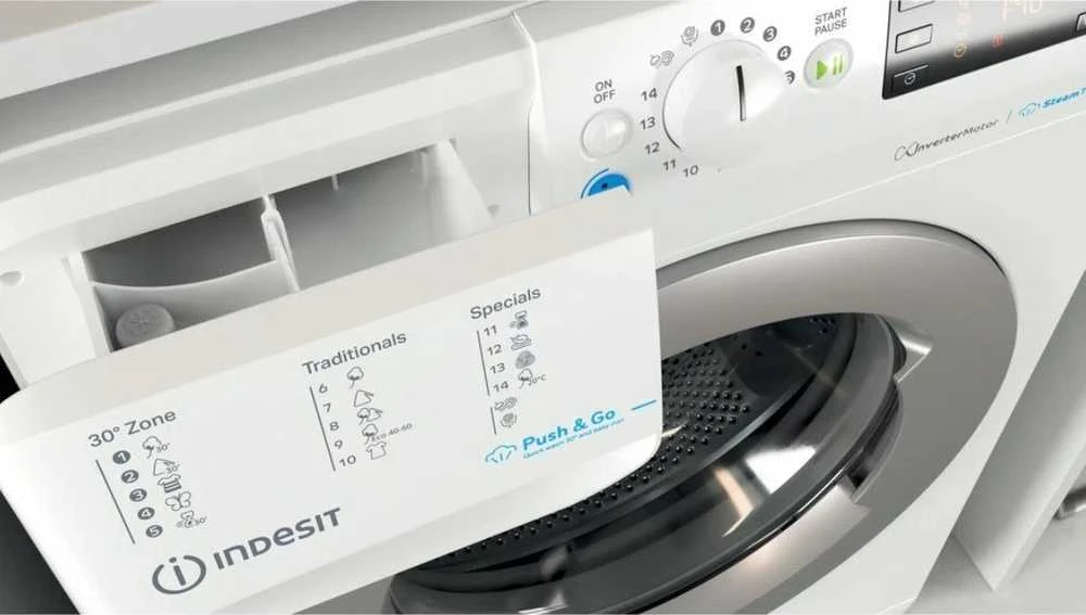 INDESIT | Skalbimo mašina | BWSE 71295X WSV EU | Energy efficiency class B | Front loading | Skalbimo talpa 7kg | 1200 RPM | Gylis 43.5 cm | Plotis 59.5 cm | Ekranas | Large digit | Baltas