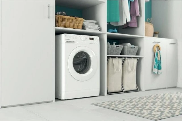INDESIT | Skalbimo mašina | MTWSA 61294 W EE | Energy efficiency class C | Front loading | Skalbimo talpa 6kg | 1200 RPM | Gylis 42.5 cm | Plotis 59.5 cm | Ekranas | LED | Baltas