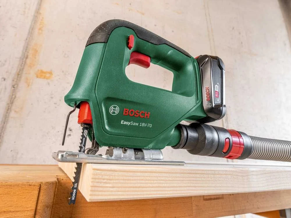 Bosch EasySaw 18 be akumuliatoriaus ir kroviklio Akum.siaurapjūklis