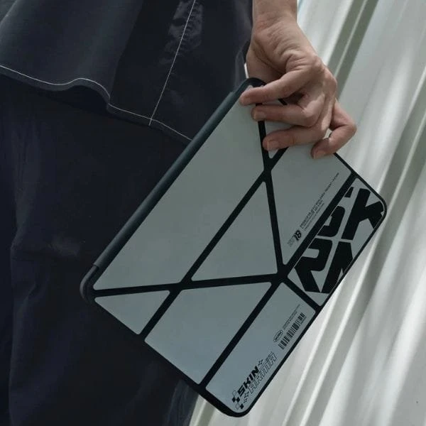 Skinarma Dėklas Kira Kobai Apple iPad Pro 11″ (M4) chrome