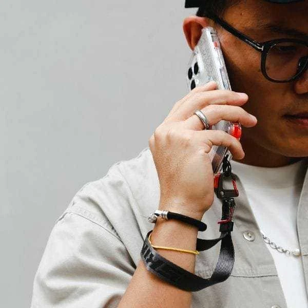 Skinarma Scout Handstrap Universalus telefono dirželis pilka