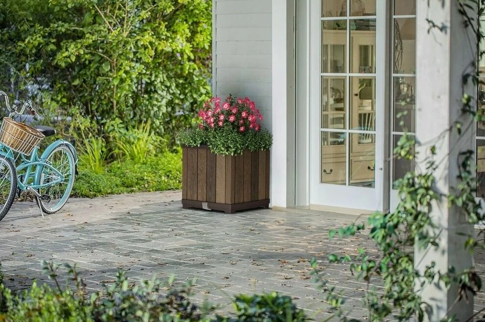 KETER 261031 garden planter walnut