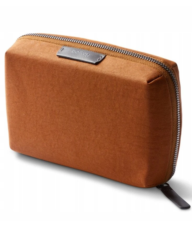 Skrzynkazdrewna „Bellroy Tech Kit Compact“ – mobiliųjų priedų organizatorius (bronzos spalvos)