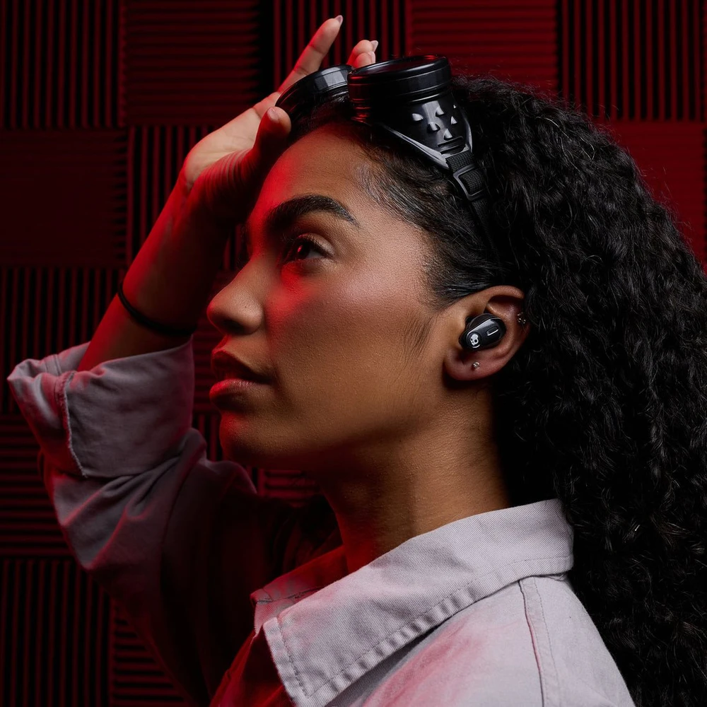 Skullcandy Method 360 ANC belaidės triukšmą slopinančios į ausis dedamos ausinės, juodos spalvos