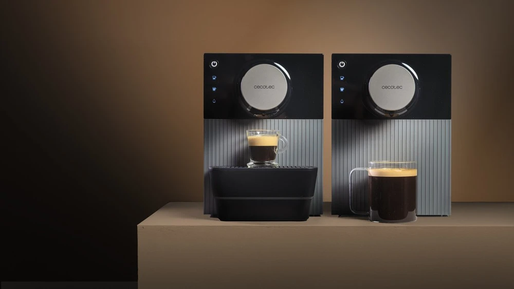 Cecotec superautomatinis kavos aparatas Cremmaet Cube 1350 W, 19 bar, integruotas malūnėlis