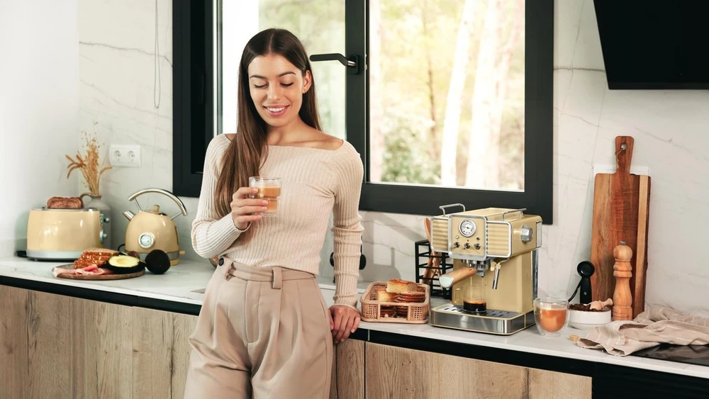 Kavos aparatas CECOTEC Power Espresso 20 Tradicinė šviesiai geltona