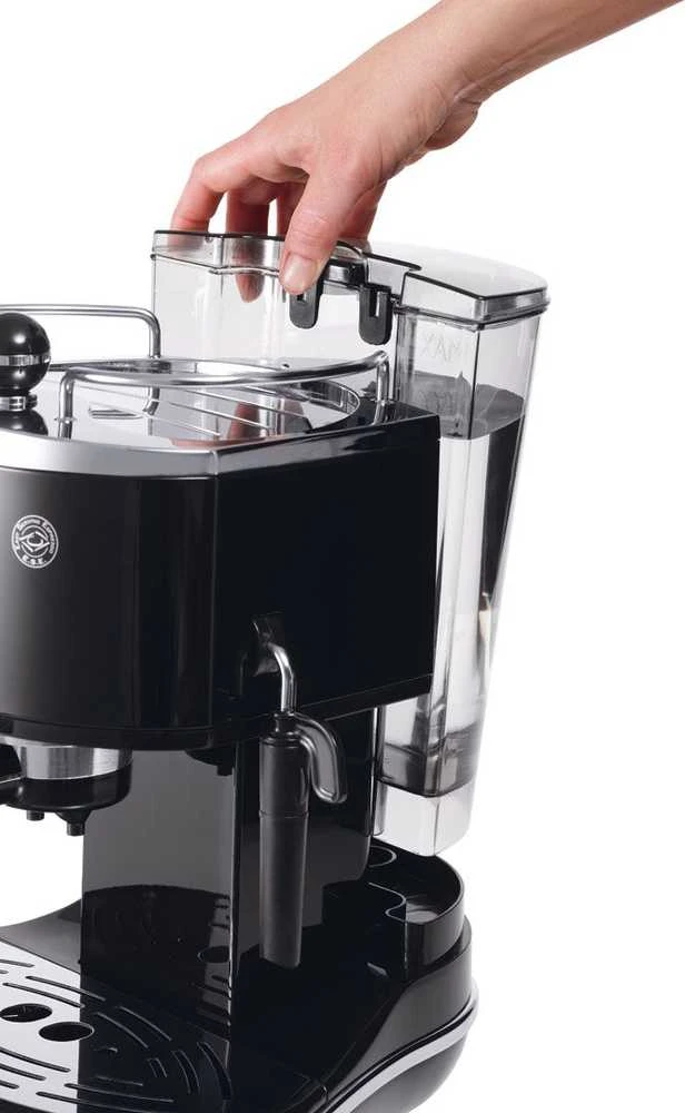 Delonghi Kavos aparatas EC0311BK, Juodas