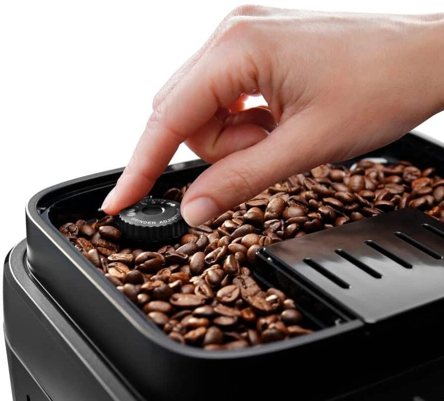 Kavos aparatas DeLonghi ECAM310.60.B Magnifica Evo Next