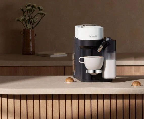 Kapsulinis kavos aparatas Nespresso Vertuo Latte