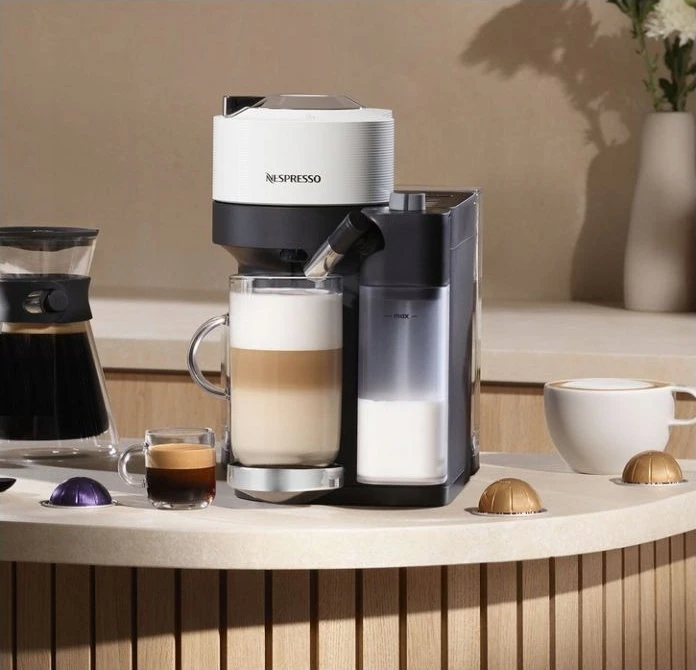 Kapsulinis kavos aparatas Nespresso Vertuo Latte