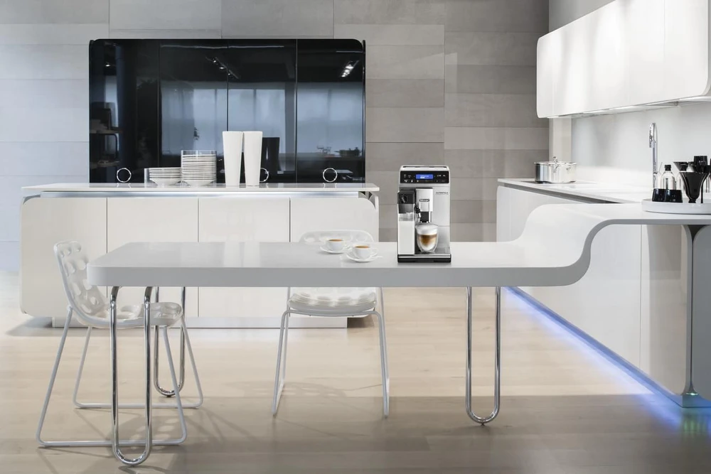 Kavos aparatas Delonghi ETAM 29.660.SB Slėgis 15 bar, Su pieno plakikliu, Automatinis, 1450 W, Sidabrinis