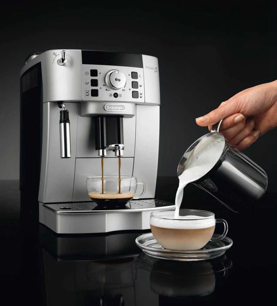 Kavos aparatas DeLonghi ECAM22.110.SB