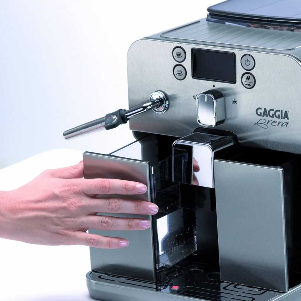 Kavos aparatas - Gaggia Brera RI9305/01 Visiškai Automatinis Juodas/Sidabrinis