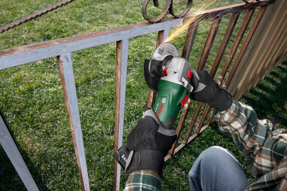 Bosch PWS 18V-70 be akumuliatoriaus ir kroviklio, 125mm Akum.kampinis šlifuoklis