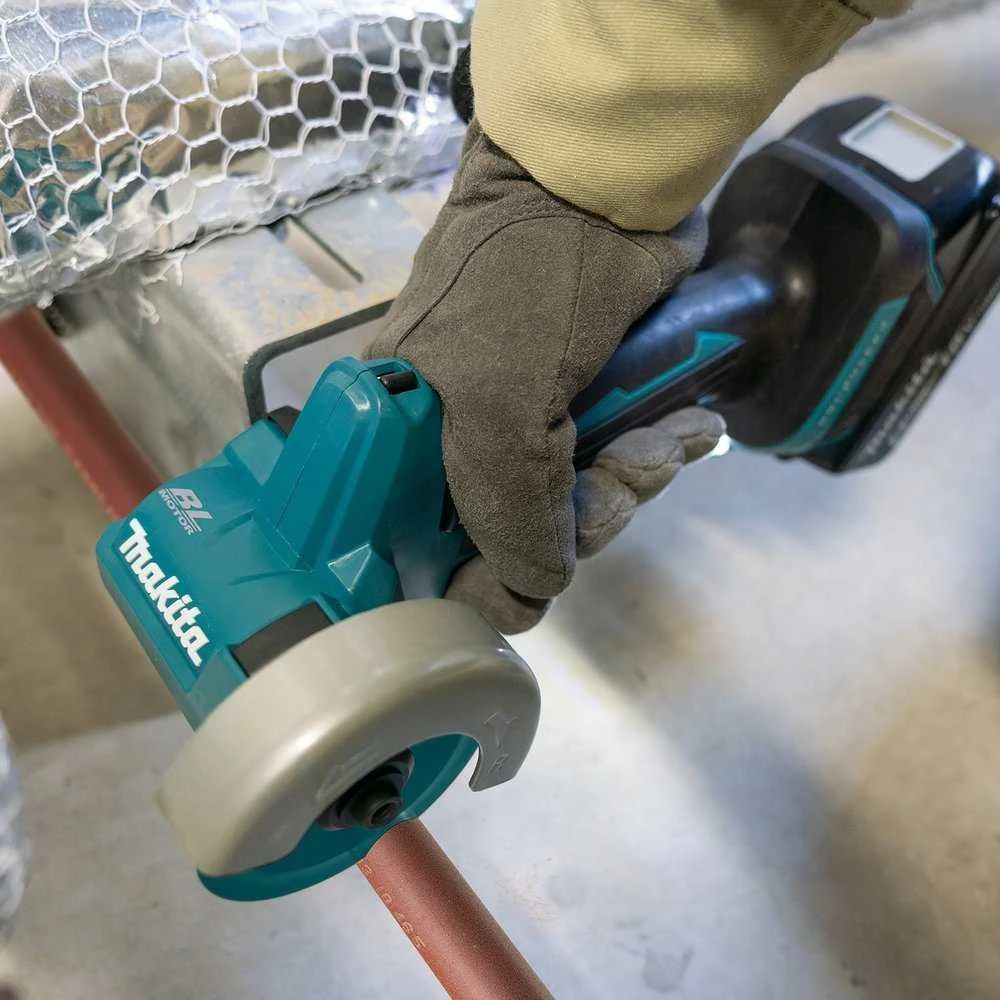 Makita DMC300Z Akumuliatorinis LXT ® diskinis pjaustytuvas 18V, 76mm, 20000min-1, Be akumuliatorių ir kroviklio!