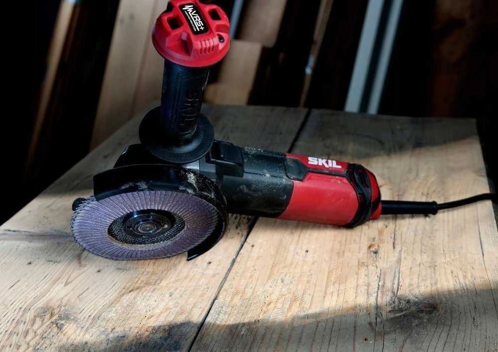 Skil Red Kampinis šlifuoklis Skil 9151 GB; 1010 W
