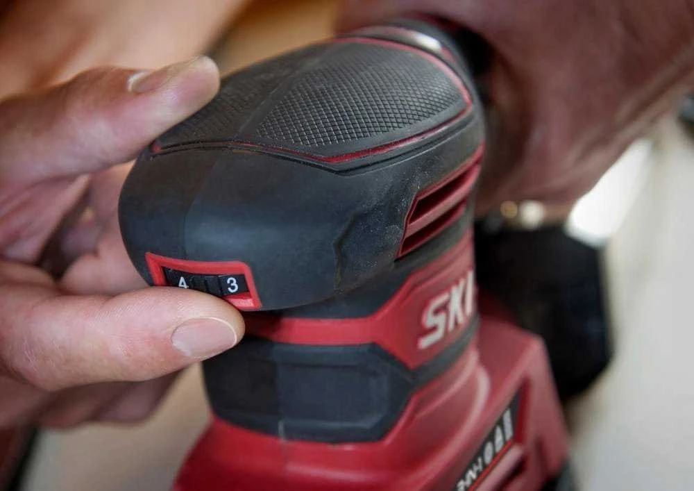 Skil Red Trikampis šlifuoklis Skil 7280 DA; 250 W
