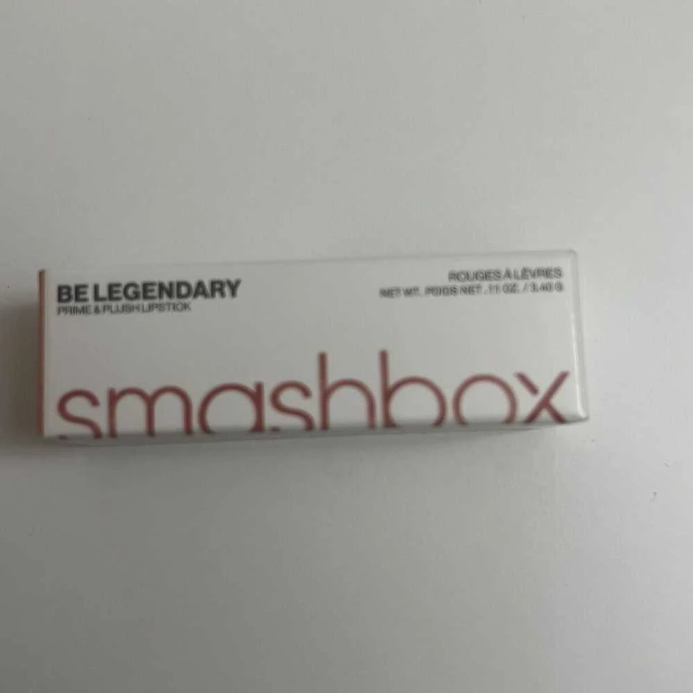 „Smashbox Prime & Plush Kreminis“ lūpų dažai pirmą kartą, 3,4 g