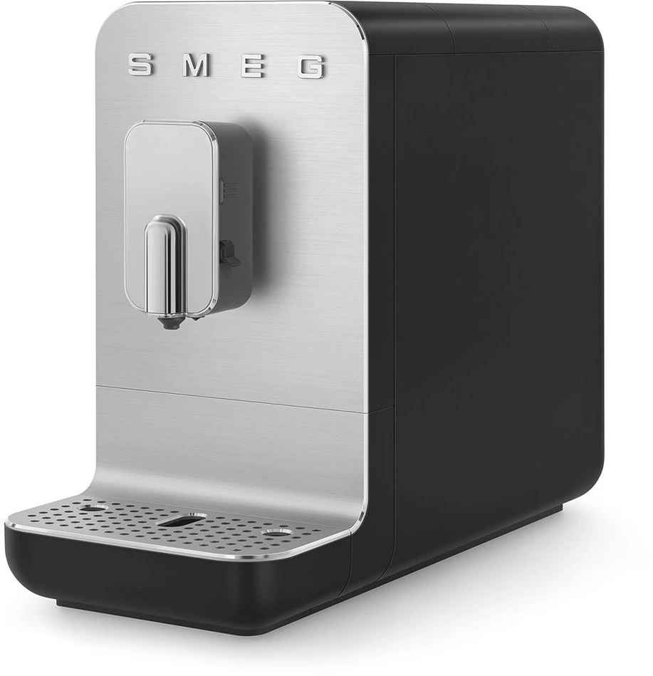Automatinis kavos aparatas Smeg BCC13BLMEU
