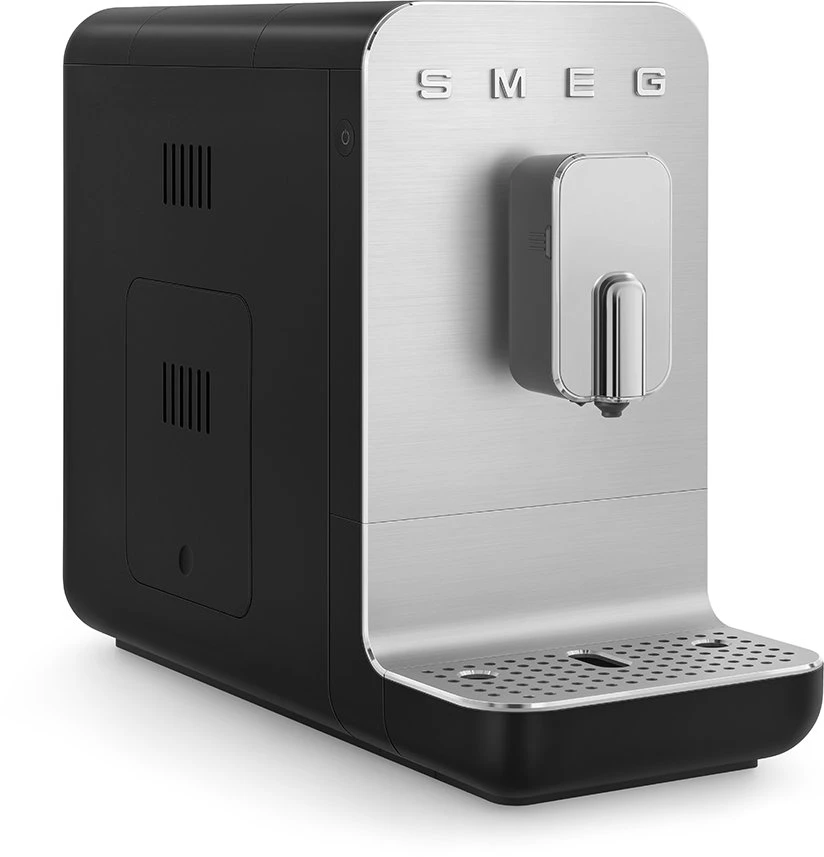 Automatinis kavos aparatas Smeg BCC13BLMEU