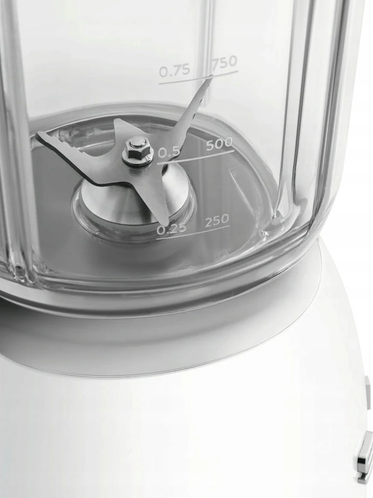 Smeg Kokteilinė BLF03WHEU