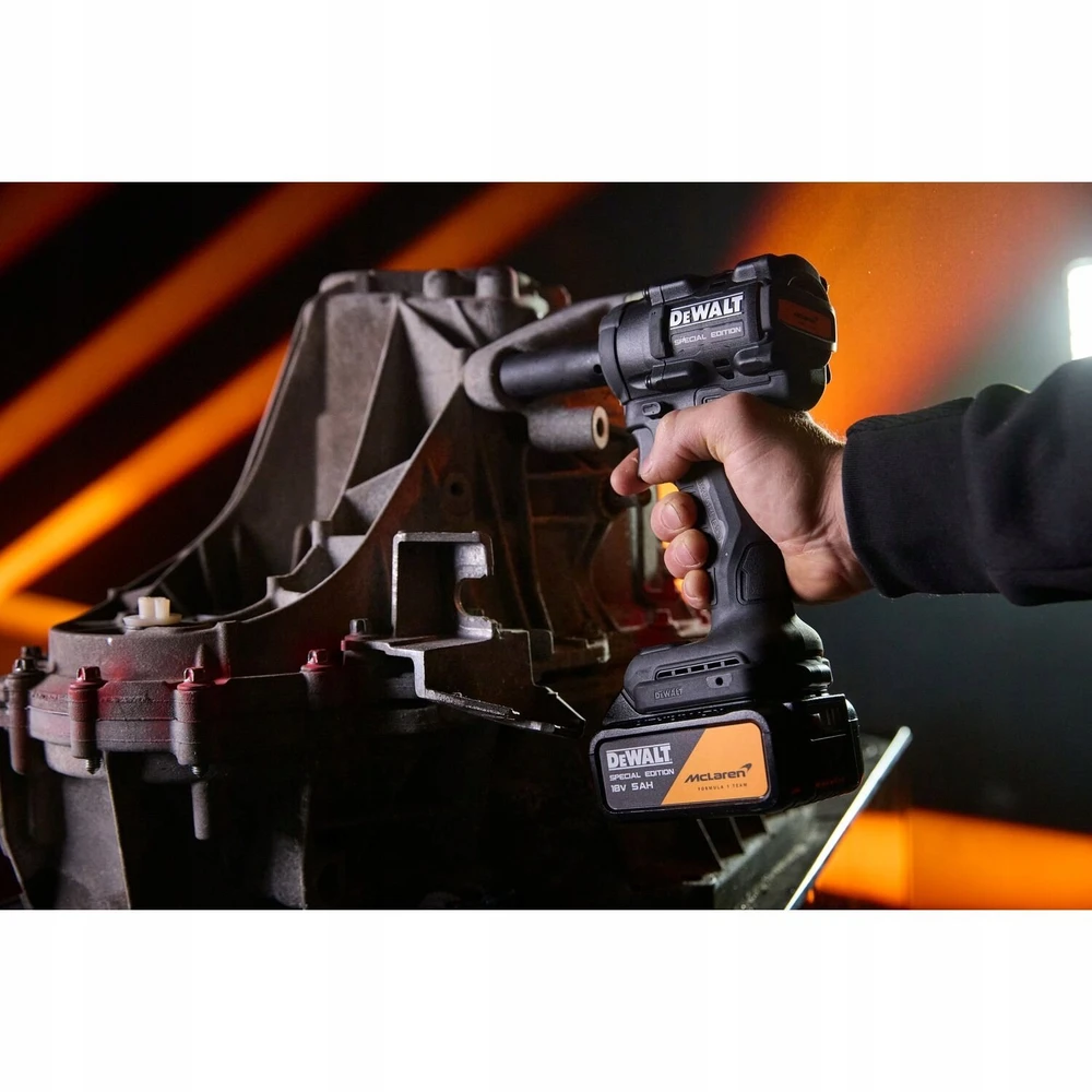 Smūginis veržliasukis Dewalt 610Nm body mclaren (DCF92MN-R)