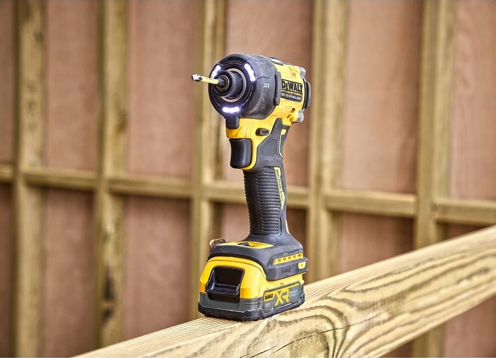 Smūginis veržliasūkis DeWalt DCF870E2T-QW; 18 V; 2x1,7 Ah akum.