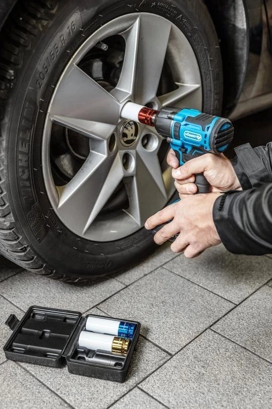Hogert Technik Galvučių komplektas 1/2" ratams su plastikine apsauga, HT4R107, Hogert