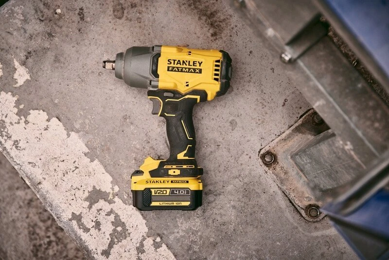 Stanley V20 SFMCF940M1 smūginis veržliaraktis, 949 Nm, 1x4,0 Ah