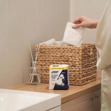„Snibbs Vuokkoset“, NAKTINIS SPARNAS, Naktiniai įklotai su dvigubais sparneliais, XXL dydis, 10 vnt.