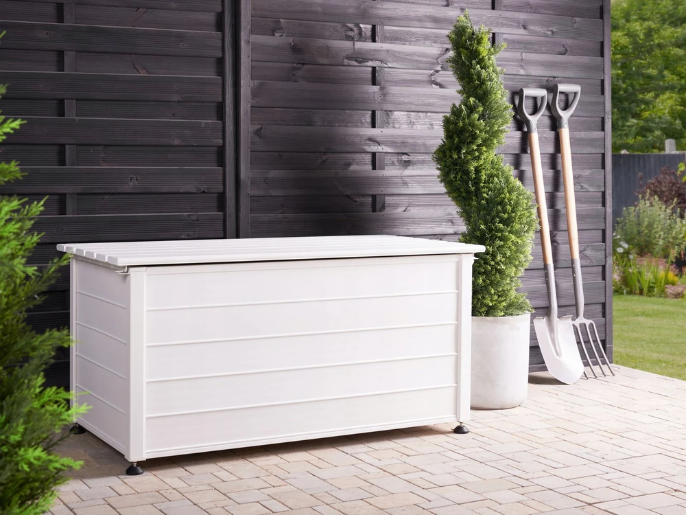 Beliani Sodo dėžė CAMPALTO 123 cm 60 cm balta