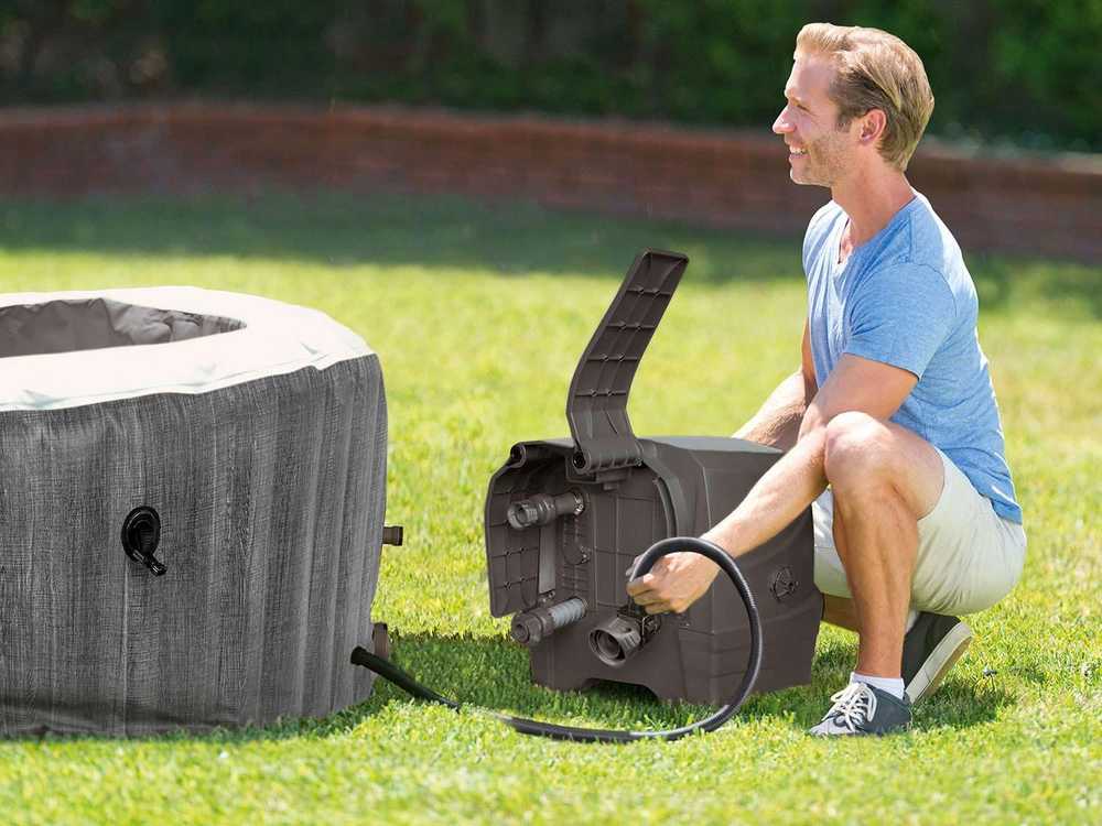 Sodo sūkurinė vonia Intex PureSpA Greywood Deluxe 196 cm x 71 cm (28440)