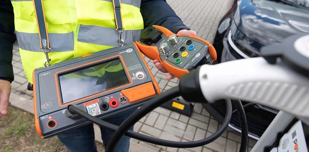 Sonel įrankių rinkinys MPI-536 WMPLMPI536 elektros instaliacijos parametrų matuoklis su KT-256F WMGBKT256F terminio vaizdo kamera