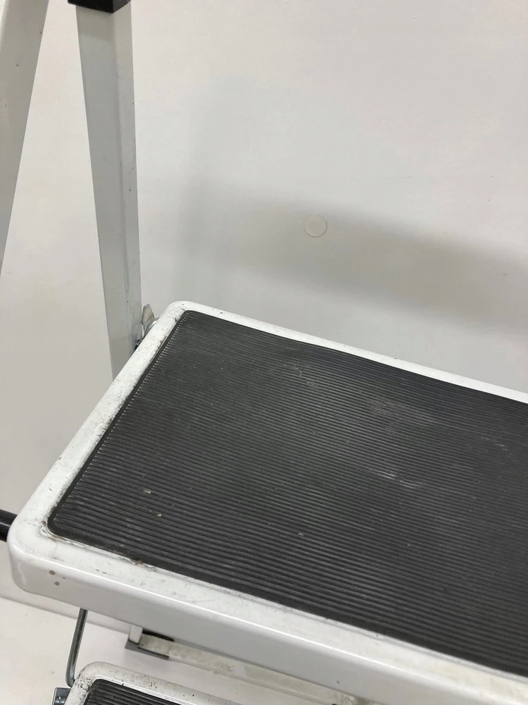 Songmics Namų ūkio kopėčios 3 pakopos Baltos spalvos