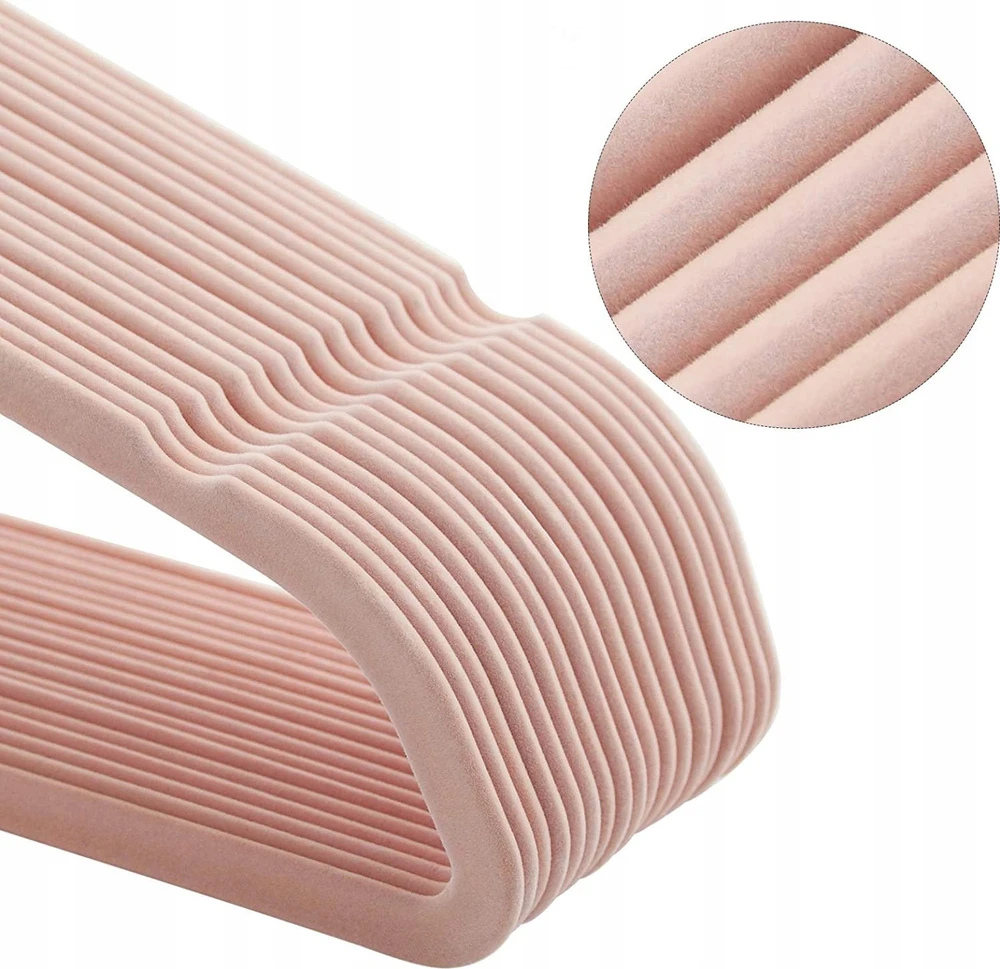 SONGMICS aksominės neslystančios drabužių pakabos, 50 vnt., 45 x 23.5 cm, B07SYP4SZZ