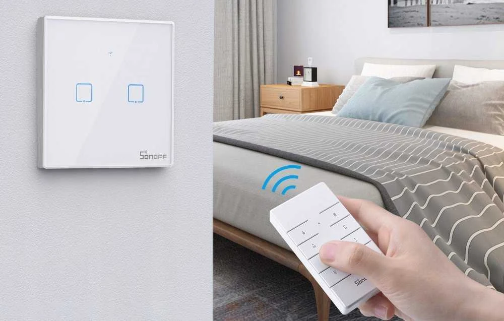 SONOFF T2EU2C-TX išmanus liečiamas wifi šviesos jungiklis 2 mygtukų