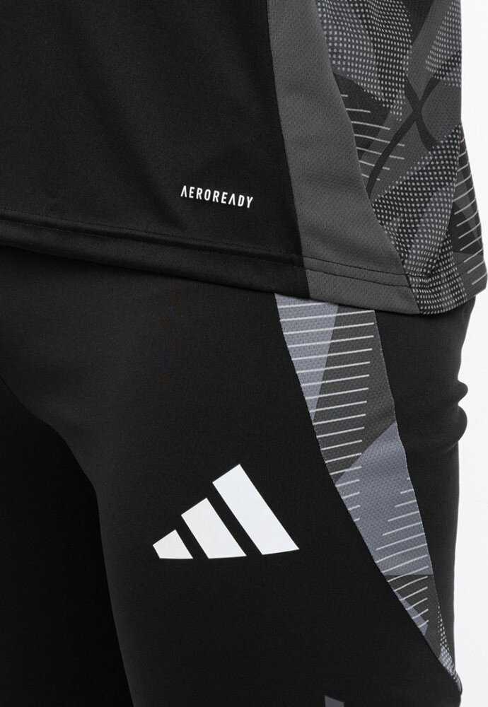 Šortai vyrams adidas Tiro 24 Competition 1/2 juoda IP1871 (M)
