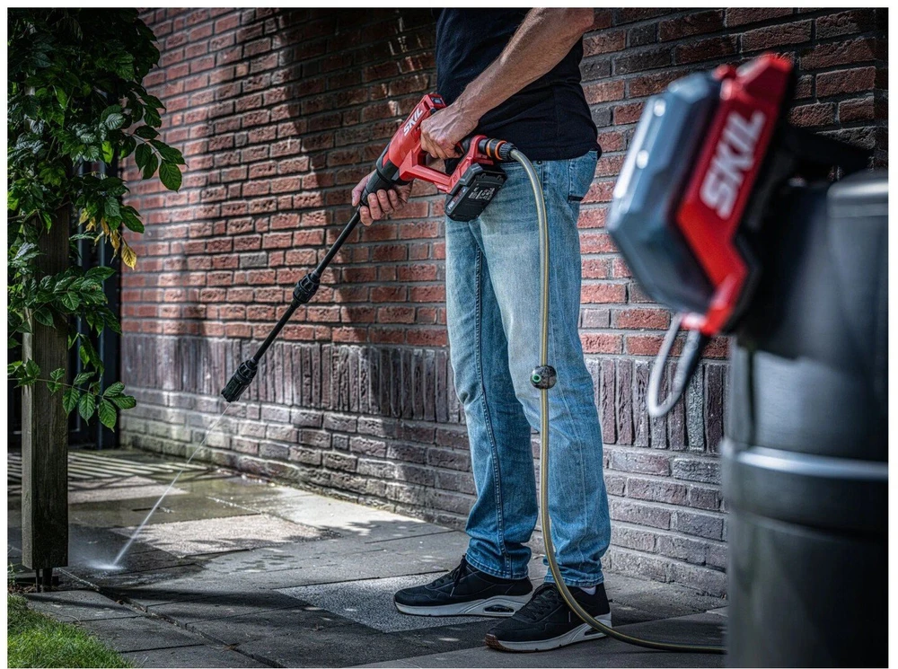 Skil 0762CA akumuliatorinė plovykla naudojimo procese