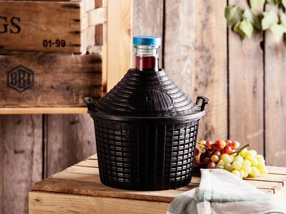 Vyno indas su plastikiniu krepšiu BROWIN 644005, 5 l