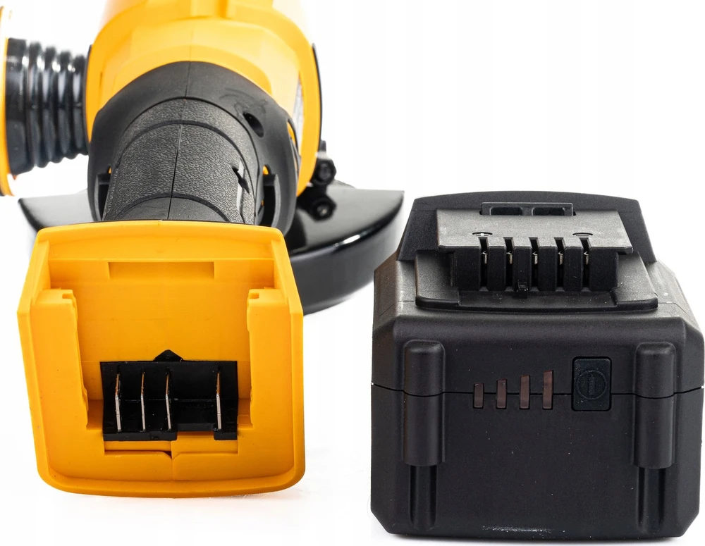 Sourcing JCB kampinio šlifuoklio akumuliatoriaus tiekimas. 115 mm 2 x 5,0 Ah / maišas